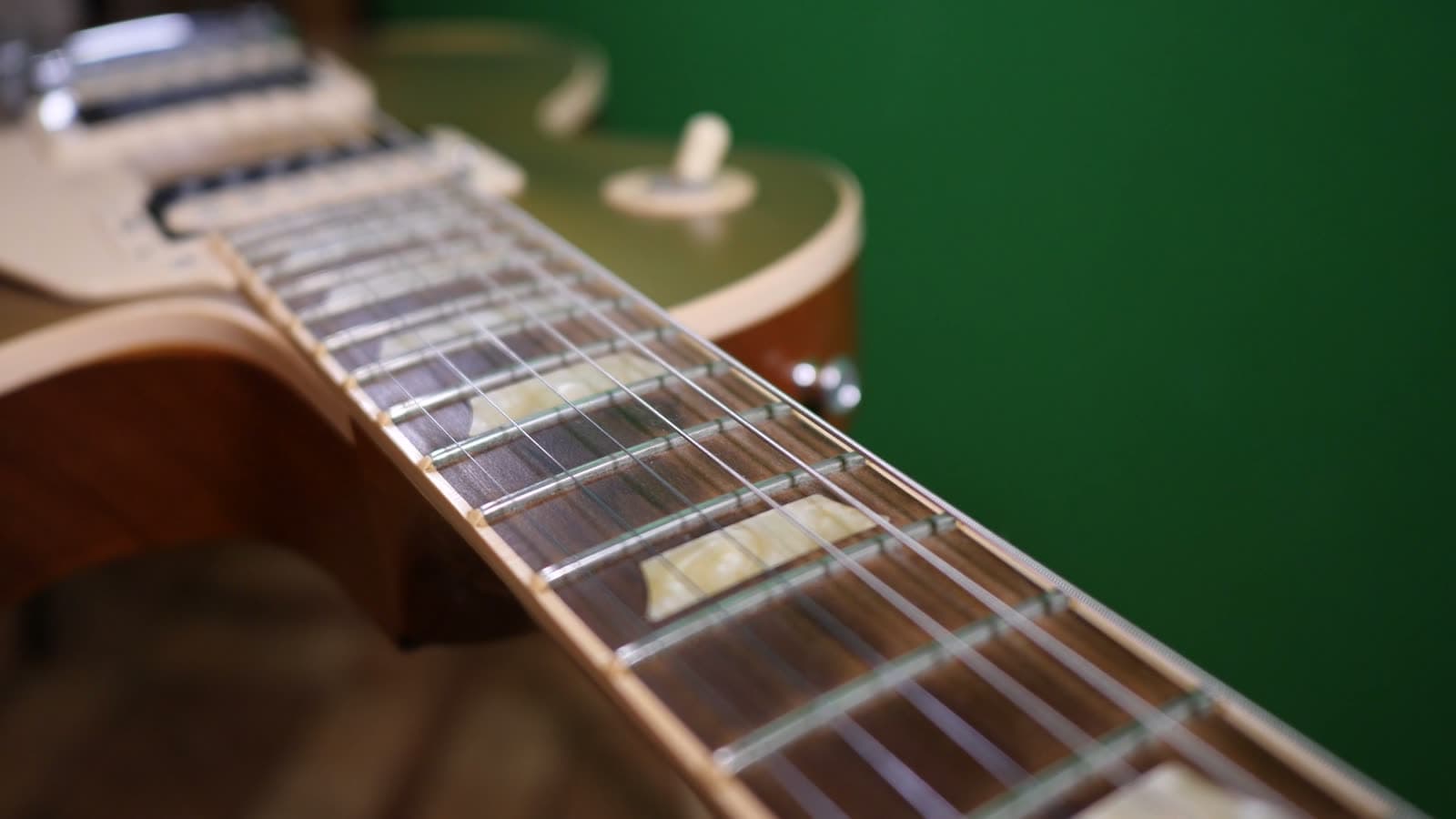 Electronics & Pickups